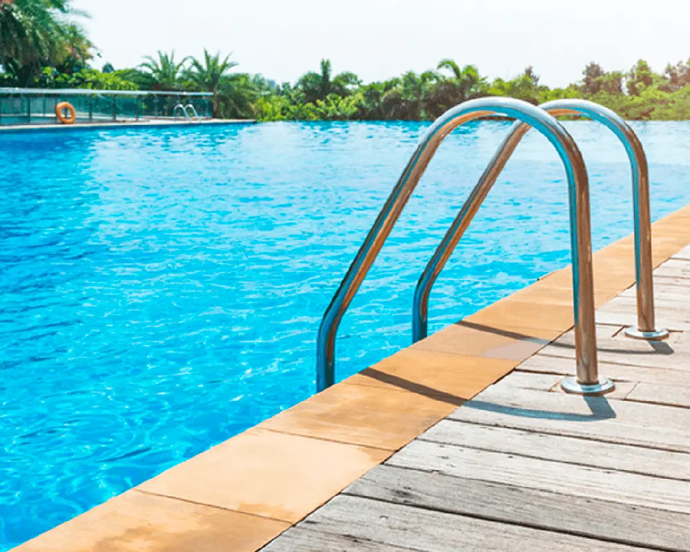 caminhão pipa para piscinas